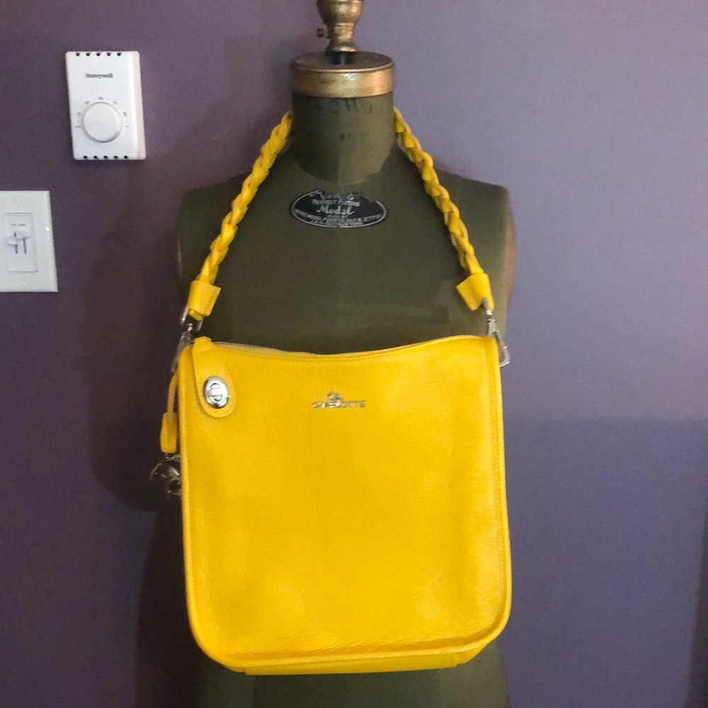 Charlotte Pelletteria leather crossbody.